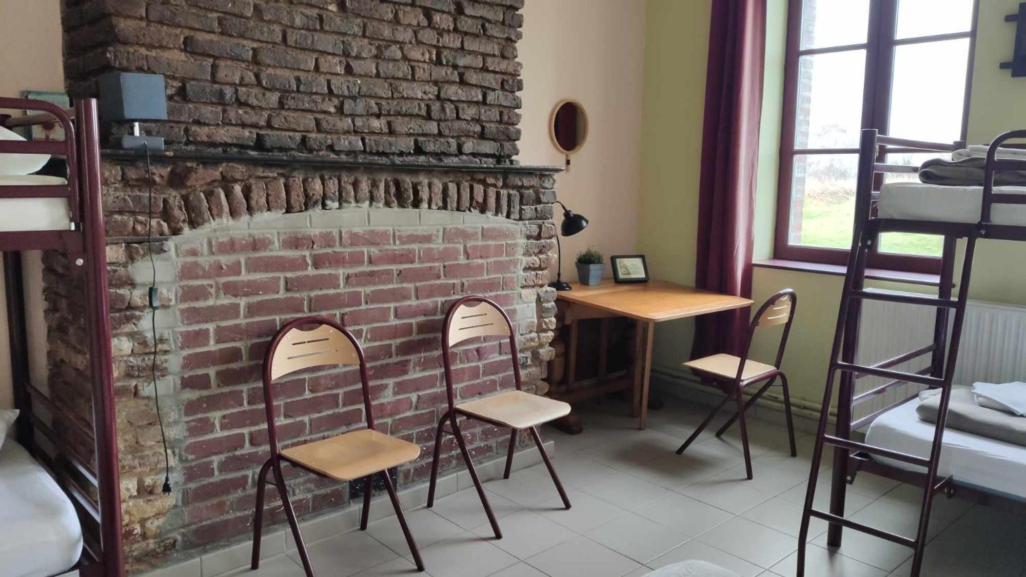 Auberge De Jeunesse-La Hulotte Montreuil  ภายนอก รูปภาพ