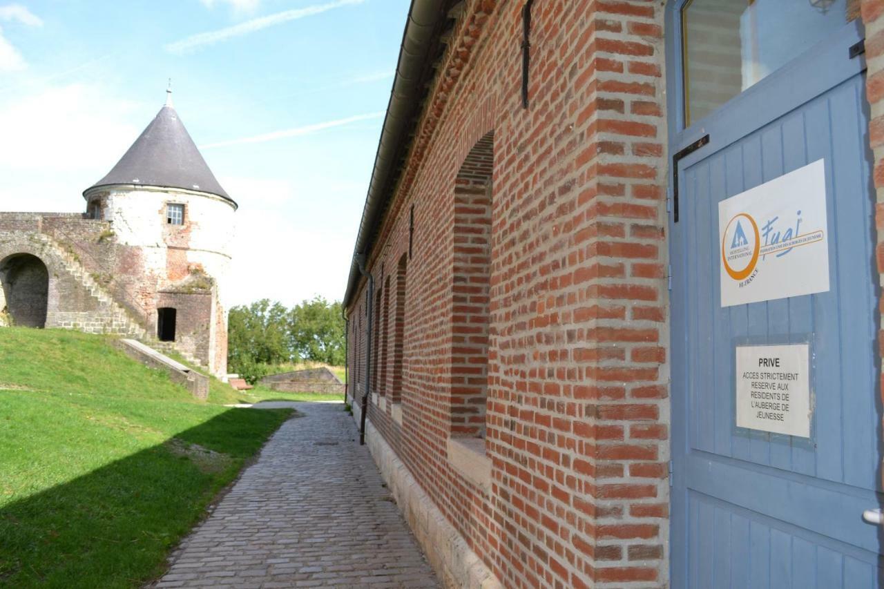 Auberge De Jeunesse-La Hulotte Montreuil  ภายนอก รูปภาพ